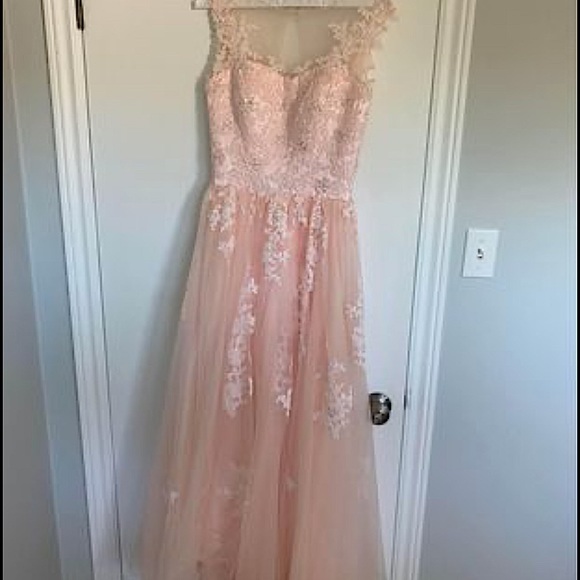 Blush pink dress. Size small. Worn once, dry cleaned - Picture 4 of 5